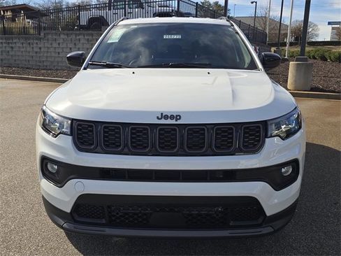 New 2026 Jeep Compass Latitude image 15