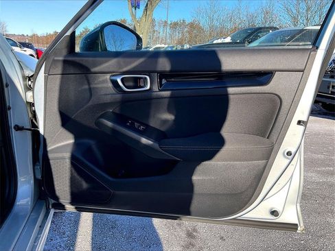 Used 2022 Honda Civic EX image 11
