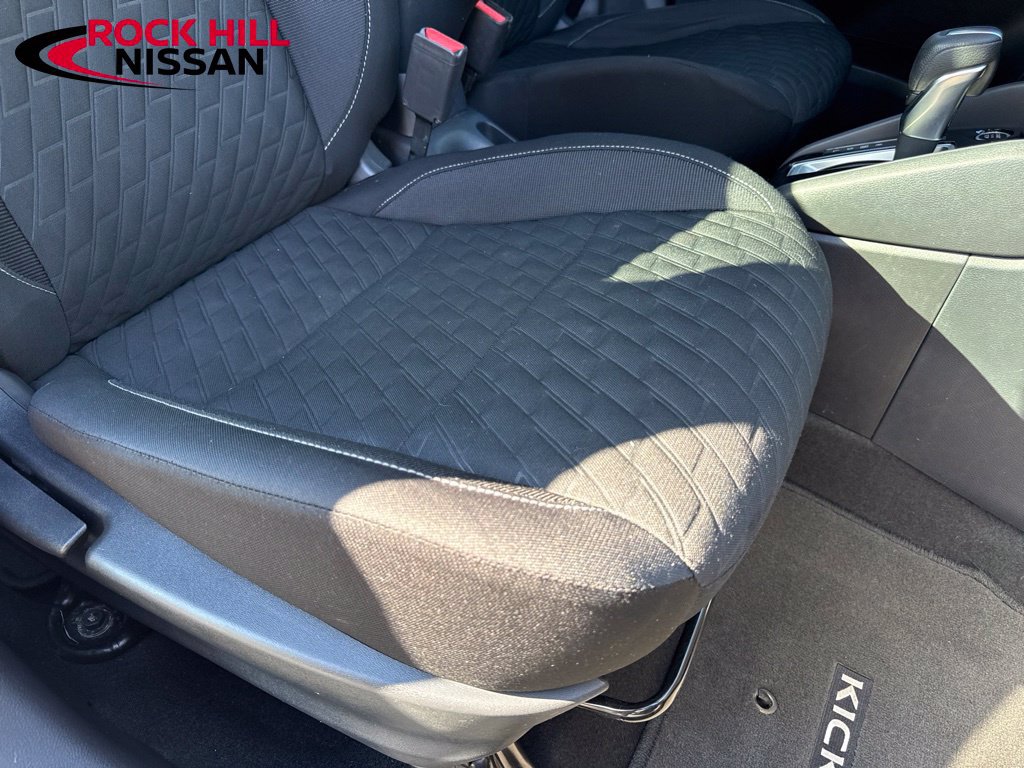 Used 2021 Nissan Kicks S FWD image 35