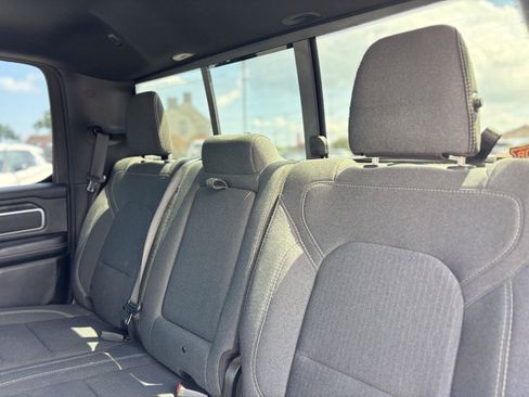 Used 2019 RAM 1500 Big Horn AWD/4WD image 14