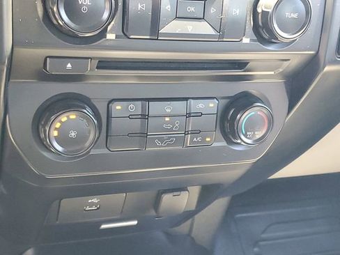 Used 2018 Ford F150 XL w/ Equipment Group 101A Mid AWD/4WD image 25