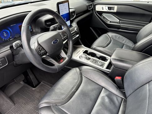 Used 2020 Ford Explorer ST w/ ST Street Pack AWD/4WD image 10