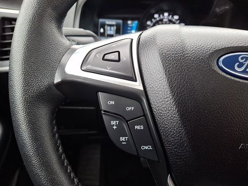 Certified 2022 Ford Edge SEL w/ Convenience Package AWD/4WD image 22