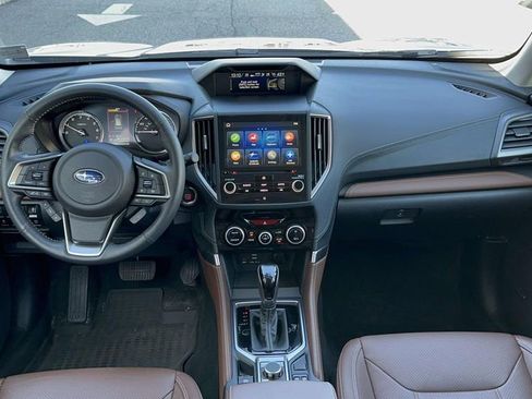Used 2021 Subaru Forester Touring image 11