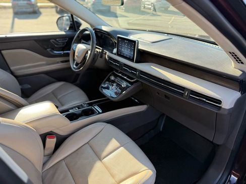 Used 2021 Lincoln Corsair Reserve w/ Elements Package image 22