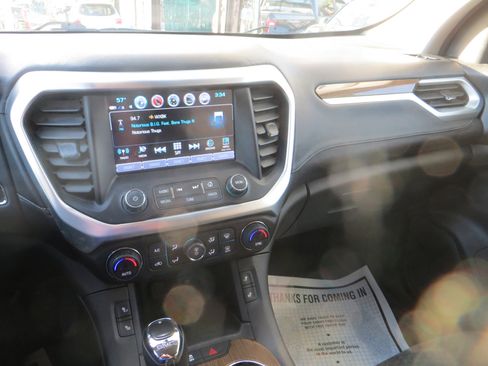 Used 2018 GMC Acadia SLE w/ Driver Alert Package I image 11