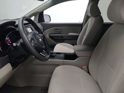 Used 2017 Kia Sedona LX FWD image 17
