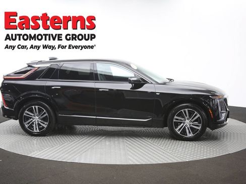 Used 2025 Cadillac Lyriq Luxury AWD/4WD image 47