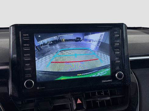 Used 2022 Toyota Corolla Cross LE image 19