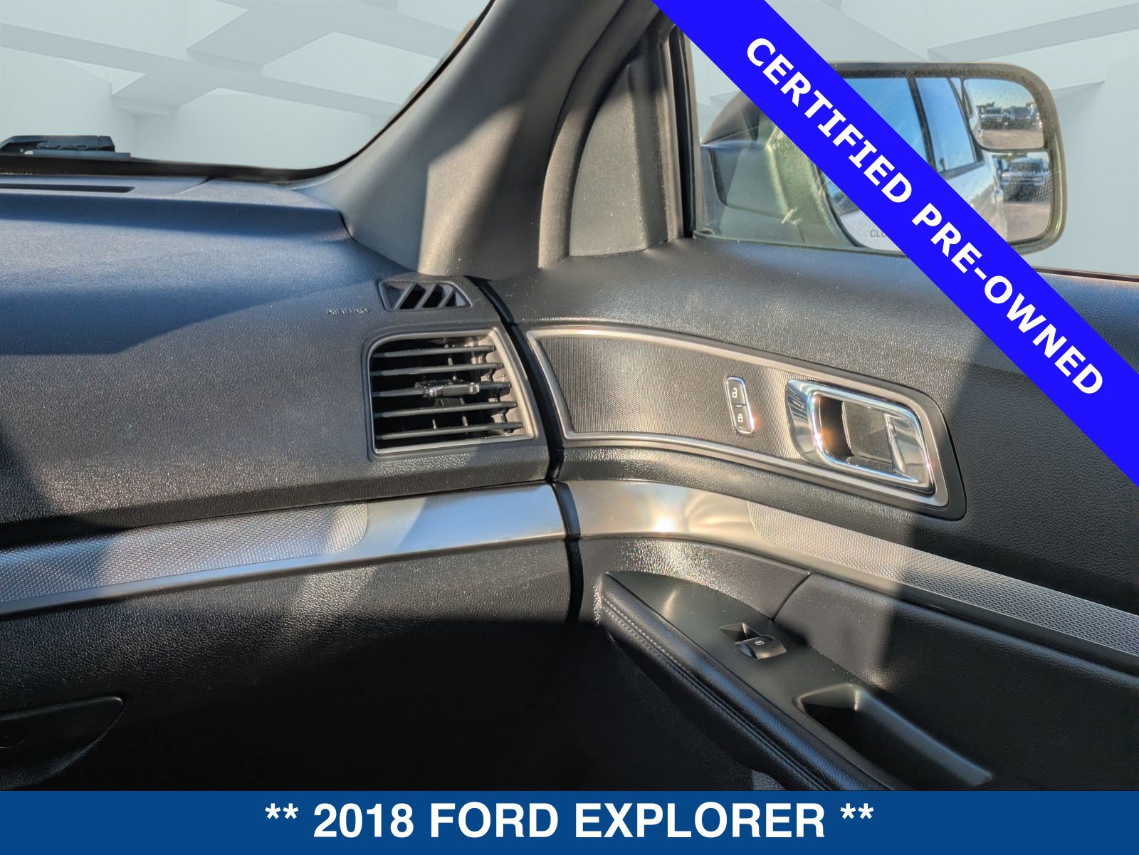Used 2018 Ford Explorer XLT w/ Class II Trailer Tow Package FWD image 19