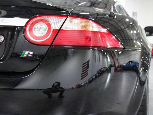 Used 2007 Jaguar XKR R image 35