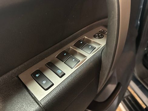 Used 2011 Chevrolet Silverado 2500 LT w/ Interior Plus Package AWD/4WD image 16