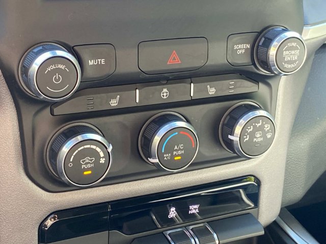 Used 2023 RAM 1500 Big Horn AWD/4WD image 24