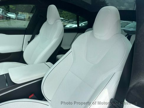 Used 2023 Tesla Model S Plaid AWD/4WD image 11