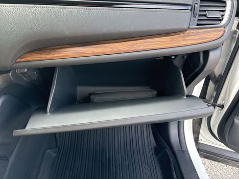 Used 2017 Honda CR-V Touring image 19