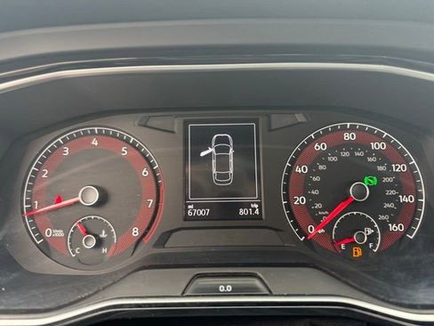 Used 2019 Volkswagen Jetta R-Line image 12