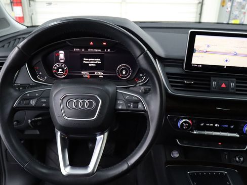 Used 2019 Audi Q5 2.0T Premium Plus w/ Premium Plus Package image 18