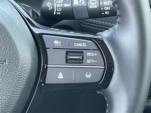 New 2026 Honda HR-V EX-L image 12