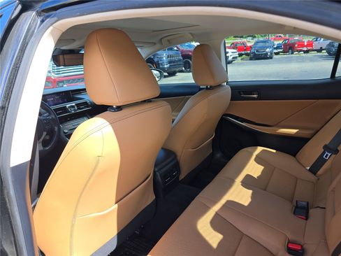 Used 2018 Lexus IS 300 w/ Premium Package RWD image 16