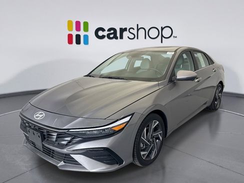 Used 2024 Hyundai Elantra Limited FWD image 1