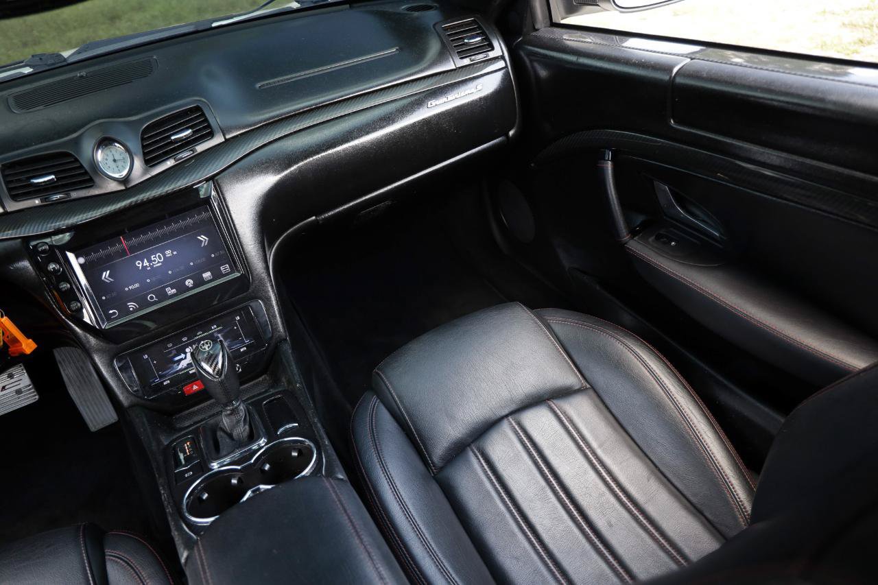 Used 2011 Maserati GranTurismo S RWD image 21