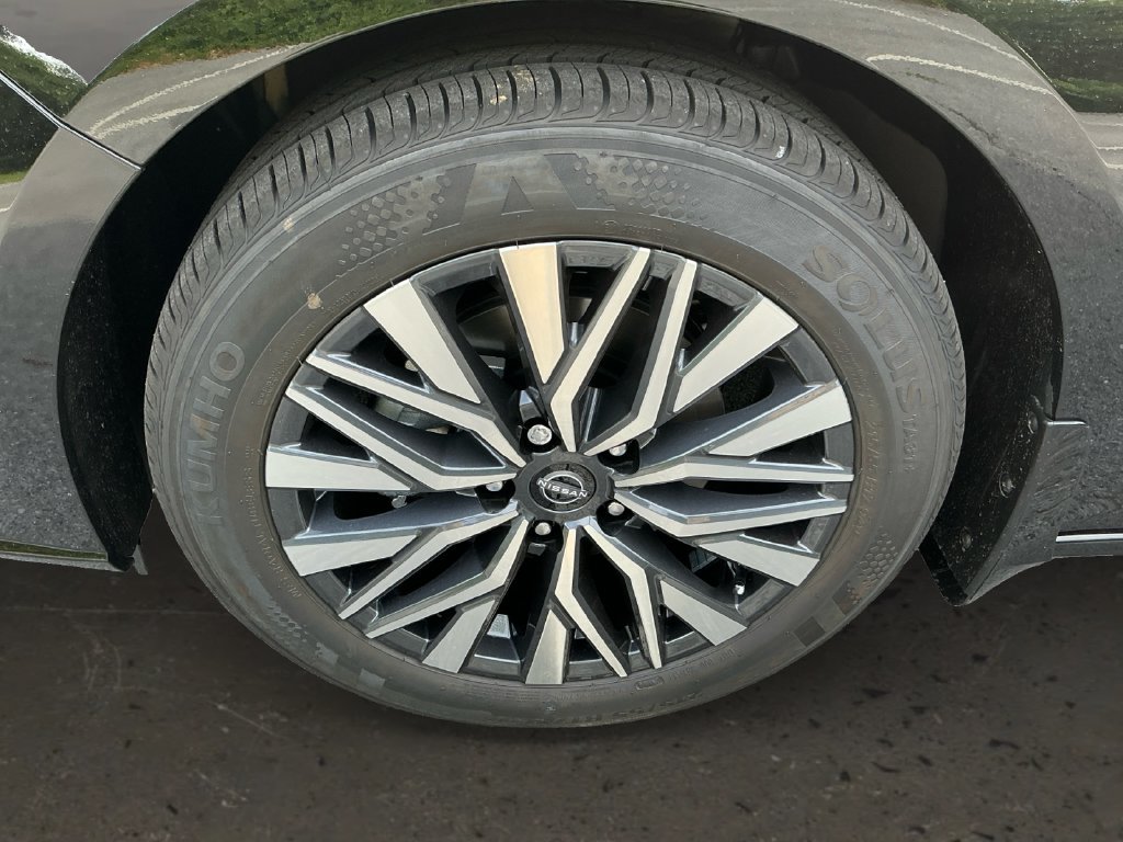 Used 2026 Nissan Altima 2.5 SV FWD image 10