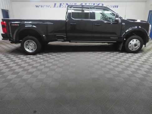 Used 2025 Ford F450 Platinum AWD/4WD image 2
