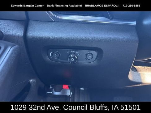 Used 2018 Chevrolet Traverse LT image 22