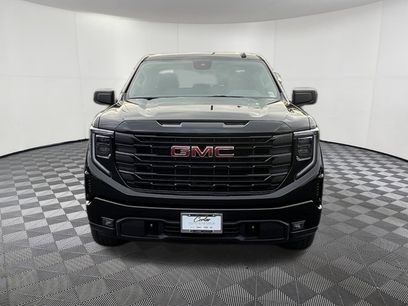 Used 2025 GMC Sierra 1500 Elevation