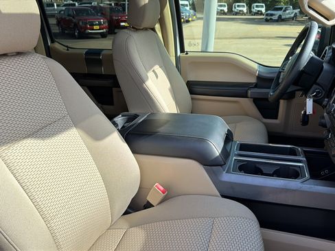 Used 2020 Ford F150 XLT w/ Equipment Group 302A Luxury AWD/4WD image 14