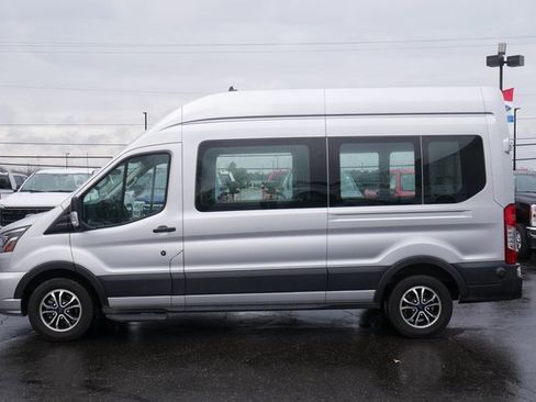Used 2023 Ford Transit 350 XLT image 9