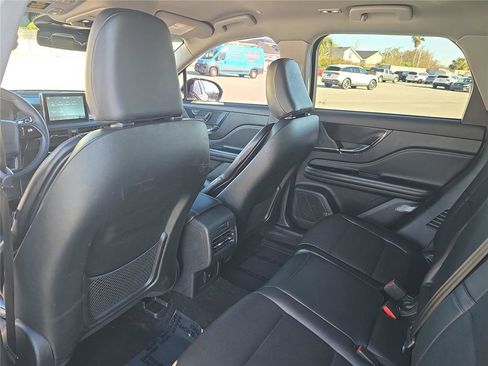 Used 2022 Lincoln Corsair FWD w/ Equipment Group 101A image 12