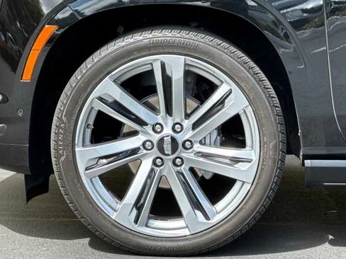 Certified 2025 Cadillac Escalade Sport w/ Touring Package AWD/4WD image 28
