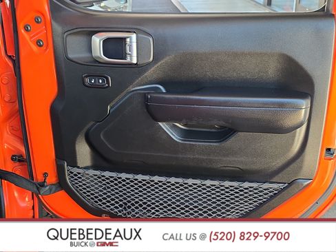 Used 2018 Jeep Wrangler Rubicon AWD/4WD image 26