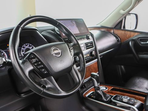 Used 2024 Nissan Armada SL RWD image 24