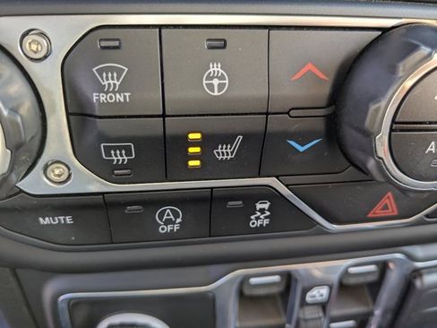 Used 2020 Jeep Gladiator Rubicon image 24