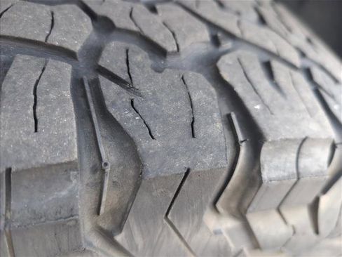 Used 2018 Jeep Wrangler Unlimited Sport S image 23