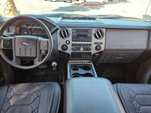 Used 2016 Ford F350 XLT w/ XLT Value Package AWD/4WD image 13