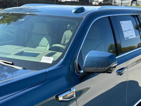 New 2026 GMC Yukon XL Denali w/ Advanced Technology Package image 11