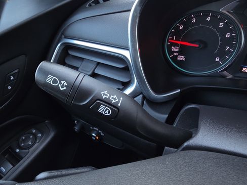 Used 2022 Chevrolet Equinox LT image 21