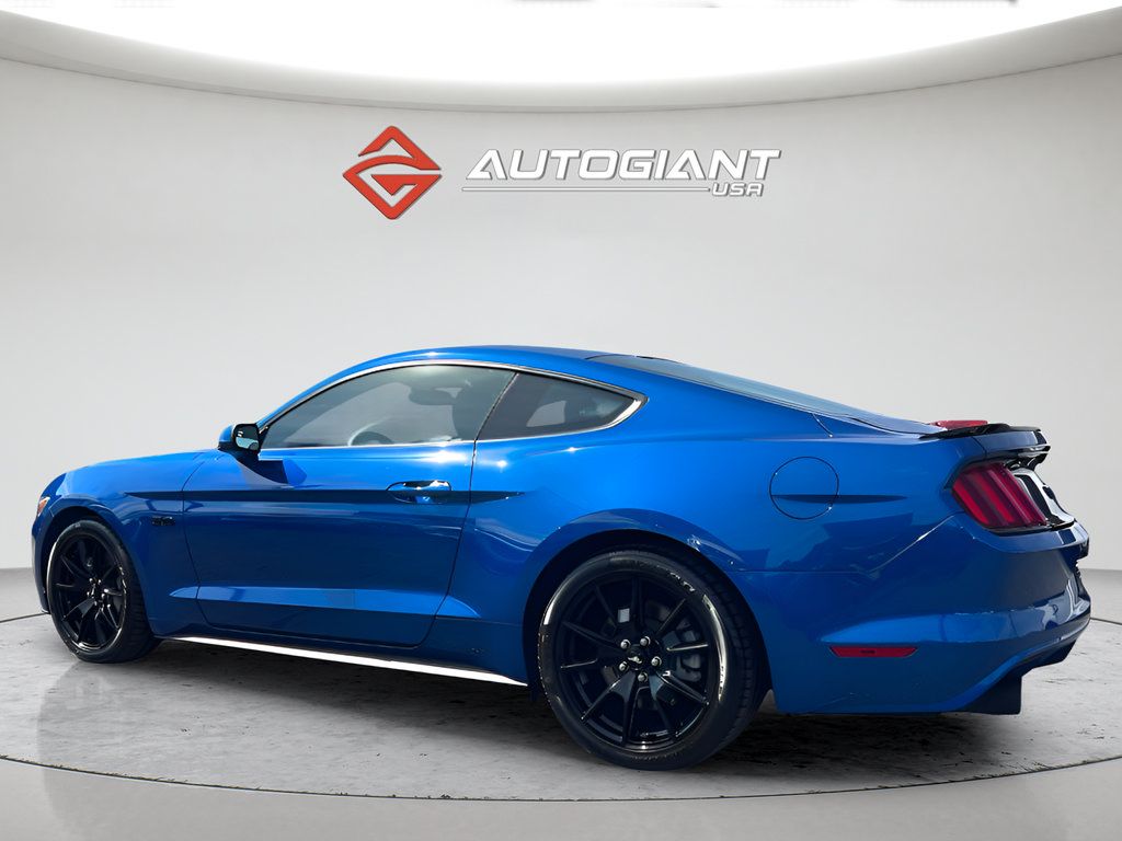 Used 2017 Ford Mustang GT w/ Black Accent Package RWD image 4