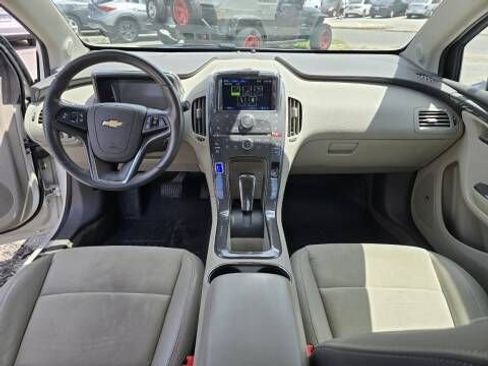 Used 2014 Chevrolet Volt Premium w/ Premium Trim Package image 11