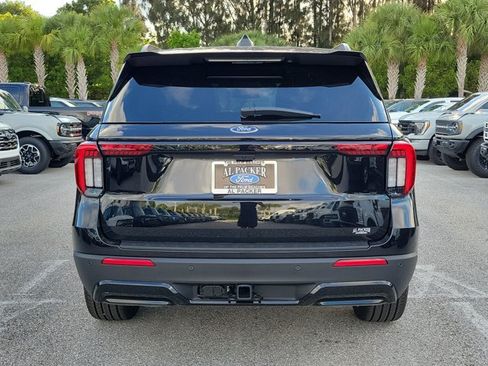 New 2026 Ford Explorer ST-Line w/ ST-Line Street Pack RWD image 8
