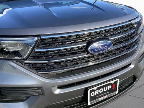 Used 2023 Ford Explorer XLT RWD image 27