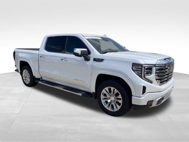 Used 2025 GMC Sierra 1500 Denali AWD/4WD image 7