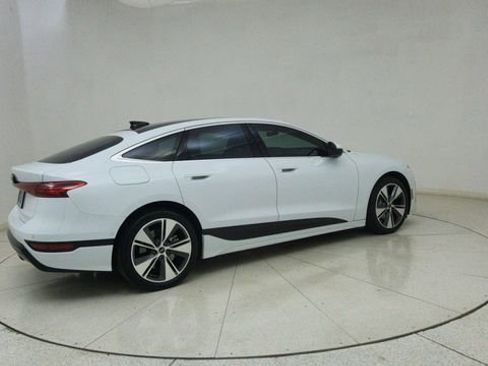 Used 2025 Audi A6 e-tron Premium Plus w/ Premium Plus image 69