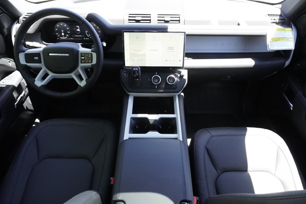 New 2026 Land Rover Defender 110 X-Dynamic SE AWD/4WD image 9