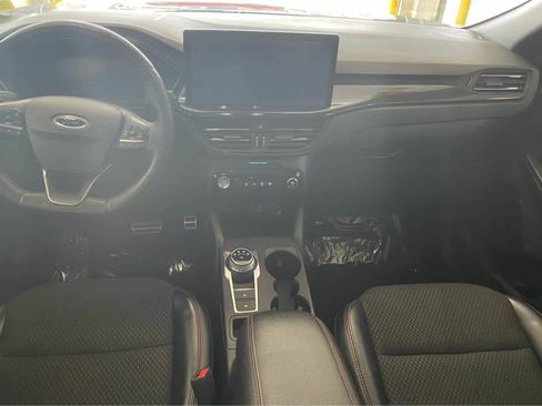 Used 2024 Ford Escape ST-Line w/ Tech Pack #1 image 10