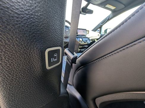 New 2026 Chrysler Pacifica Select w/ S Appearance Package image 42