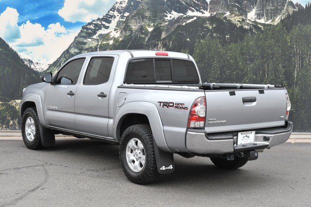 Used 2015 Toyota Tacoma 4x4 Double Cab w/ TRD Off-Road Package image 9